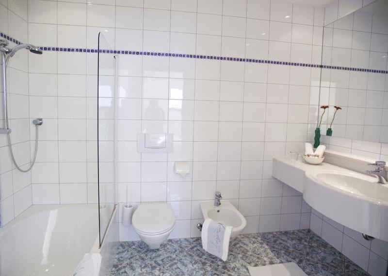 Hotel Hecher Wolfsberg Buitenkant foto
